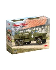 Збірна модель вантажівки ICM: Studebaker US6-U5