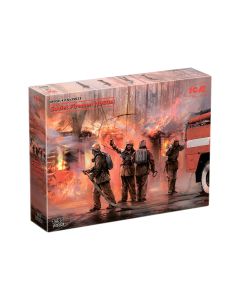 Збірні моделі фігурок ICM: Радянські пожежники (1980-ті)