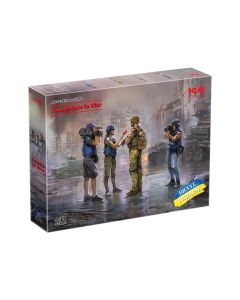 Збірні моделі фігурок ICM: Журналісти на війні