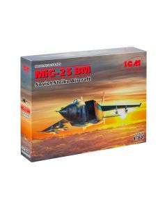 Збірна модель літака ICM: МІГ-25 BM