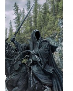 Колекційна статуетка Iron Studios: Statue Nazgul on Horse Deluxe - The Lord of the Rings - Art Scale 1/10