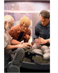 Колекційна статуетка Iron Studios: Statue Dino Hatching Deluxe - Jurassic Park - Art Scale 1/10