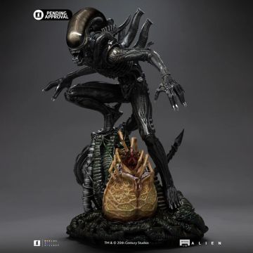 Колекційна статуетка Iron Studios: Statue Alien Big Chap - Alien - Art Scale 1/10