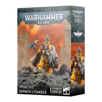 Мініатюра Warhammer 40000 Imperial Fists: Darnath Lysander