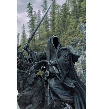 Колекційна статуетка Iron Studios: Statue Nazgul on Horse Deluxe - The Lord of the Rings - Art Scale 1/10