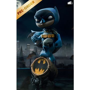 Колекційна фігурка MiniCo: Statue Batman Comics (Blue Variant) - DC Comics
