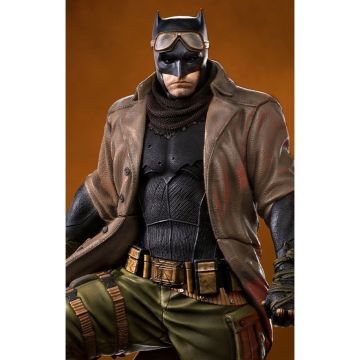 Колекційна статуетка Iron Studios: Statue Batman Knightmare - Zack Snyder`s Justice League - Legacy Replica 1/4